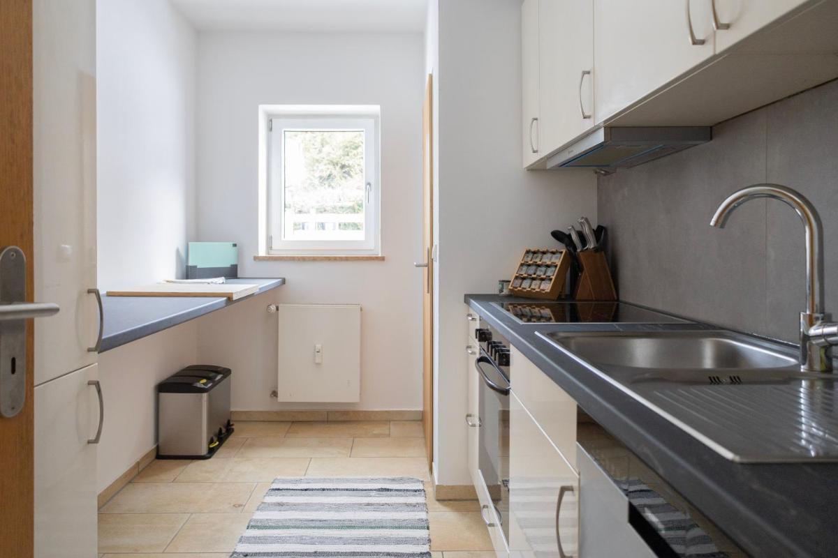 Holiday rental I Eschenlohe, Modern Bright Apartment with Mountain View - Housity
