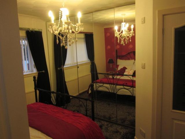 Three Bridges Bed & Breakfast - Housity