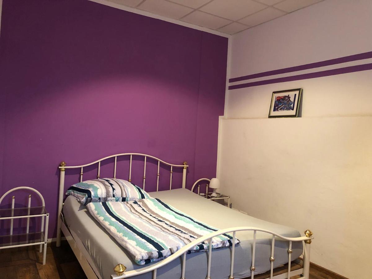 Munich Apartment Harras (Souterrain) - Housity