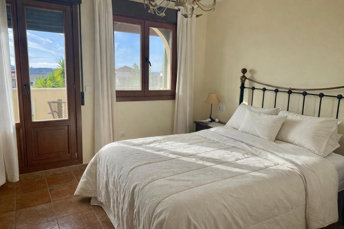 Costa Esuri, 3 Bedroom House, Ayamonte - Housity