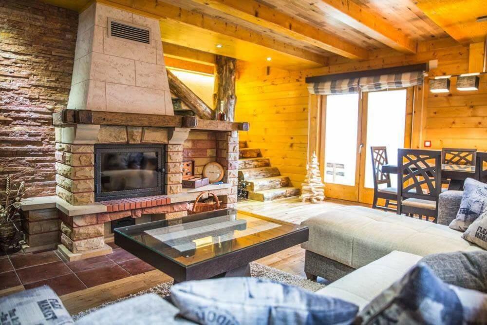 Holiday Home Floris - Housity