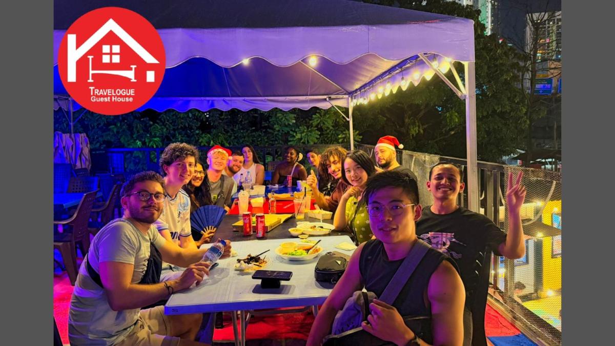 Travelogue Guest House - Housity