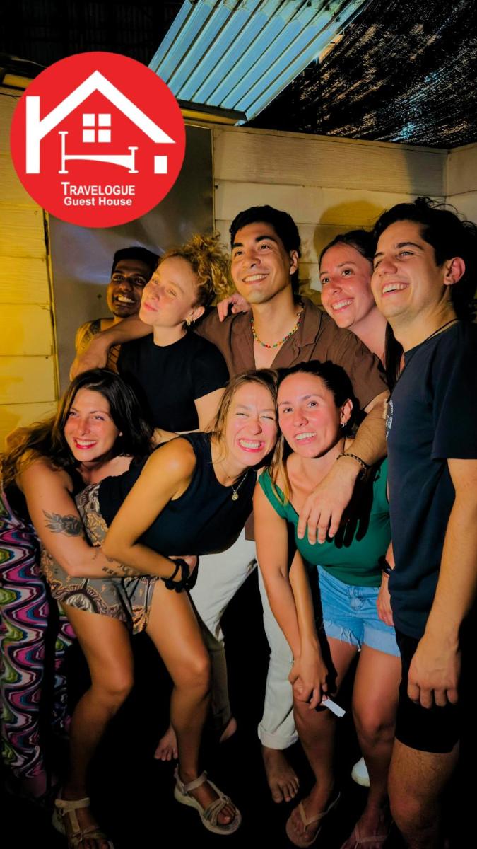 Travelogue Guest House - Housity