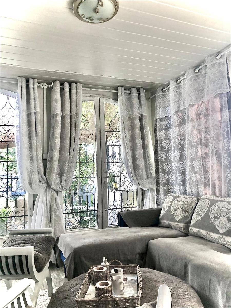 La Porte Bleue : Guest house Cosy & Jaccuzi - Housity