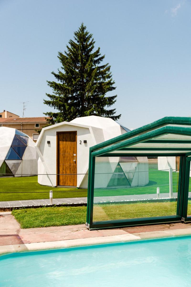 Igloo Rooms - Belorado - Housity