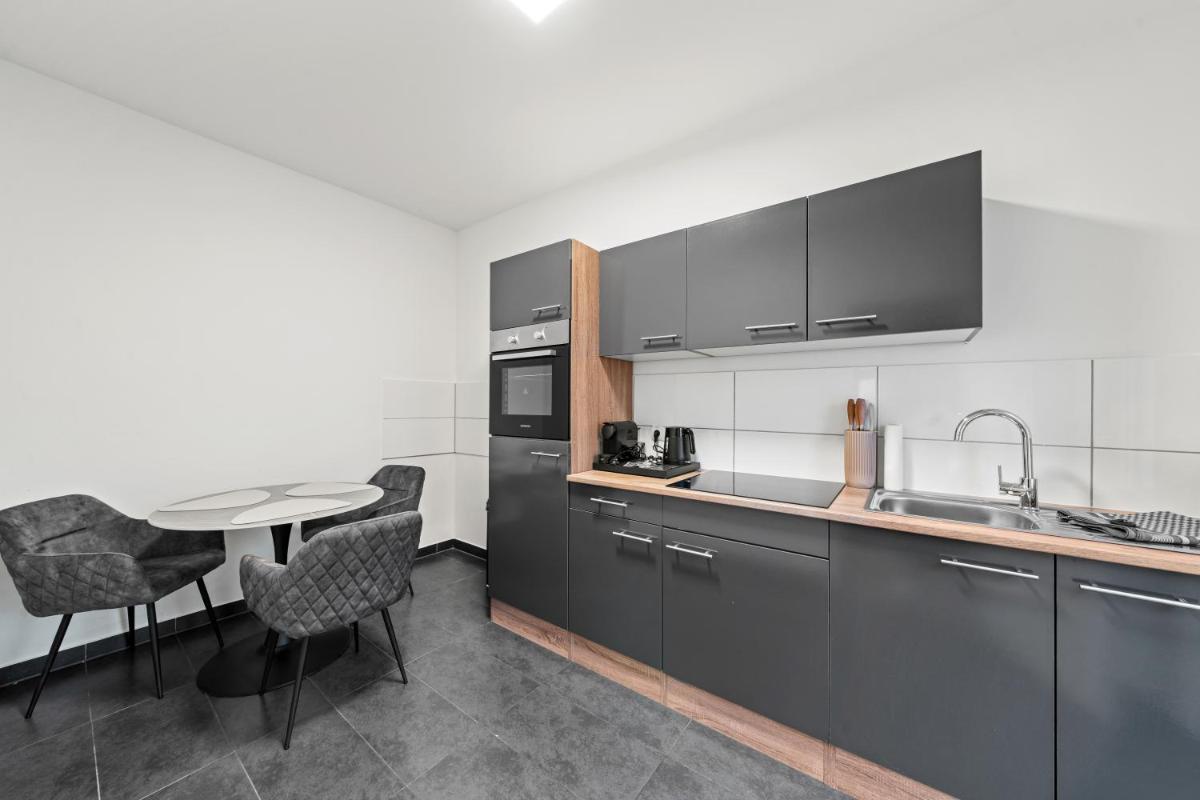 Schöne 4-Bettzimmer Wohnung in Celle - Housity