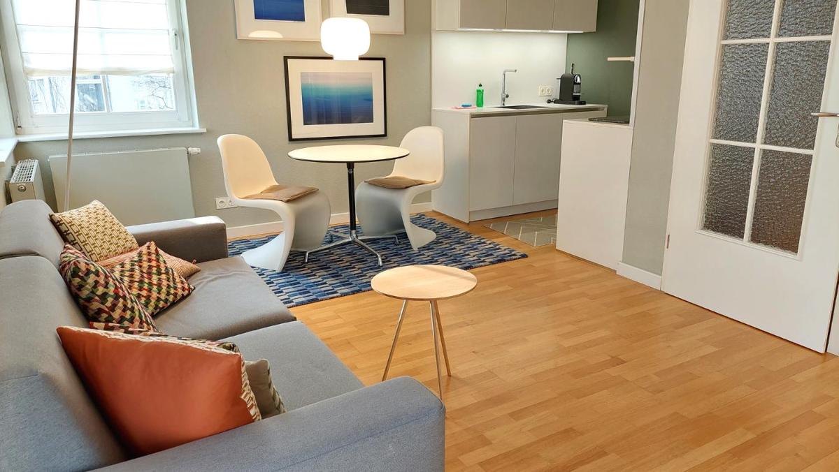 Haus Volksbank by Rujana - Housity