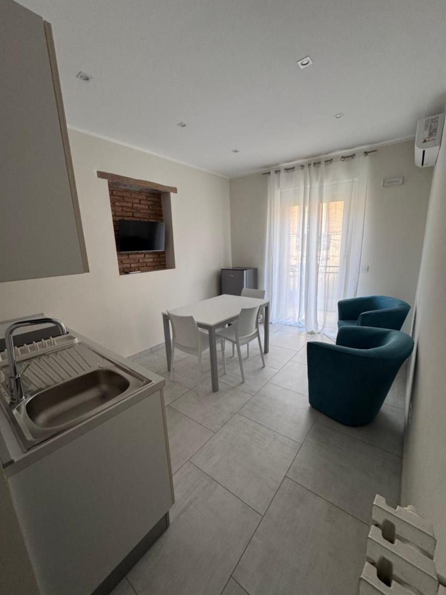 Domus - Casa Vacanze - Housity