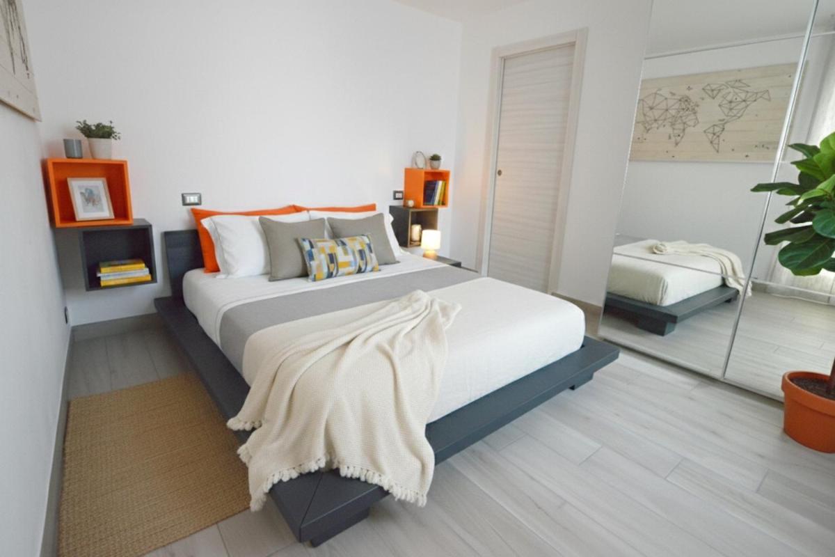LaCasetta _ Como Lakeview Terrace renovated apartment - Hizvo