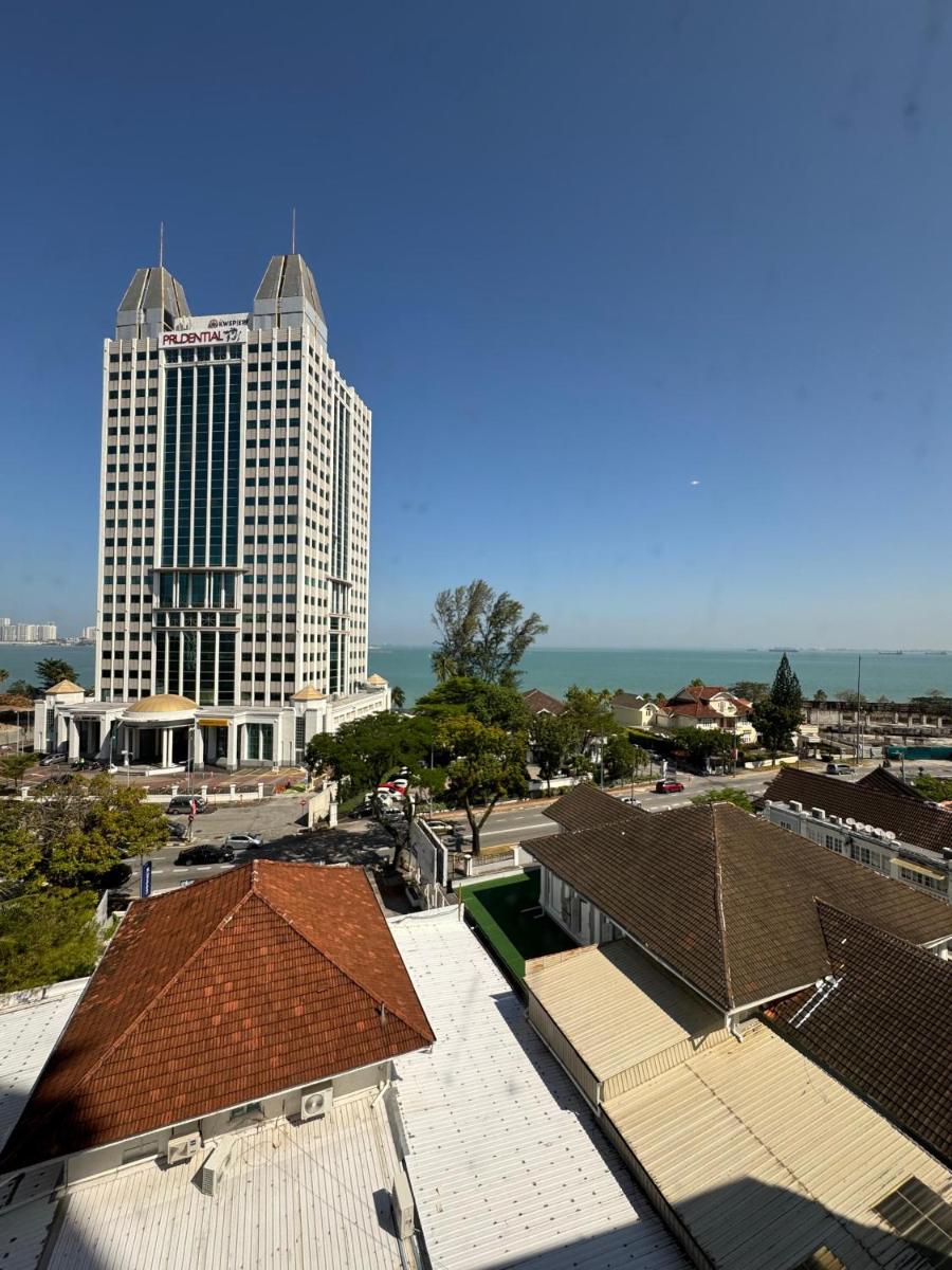 Hotel Regal Malaysia - Housity