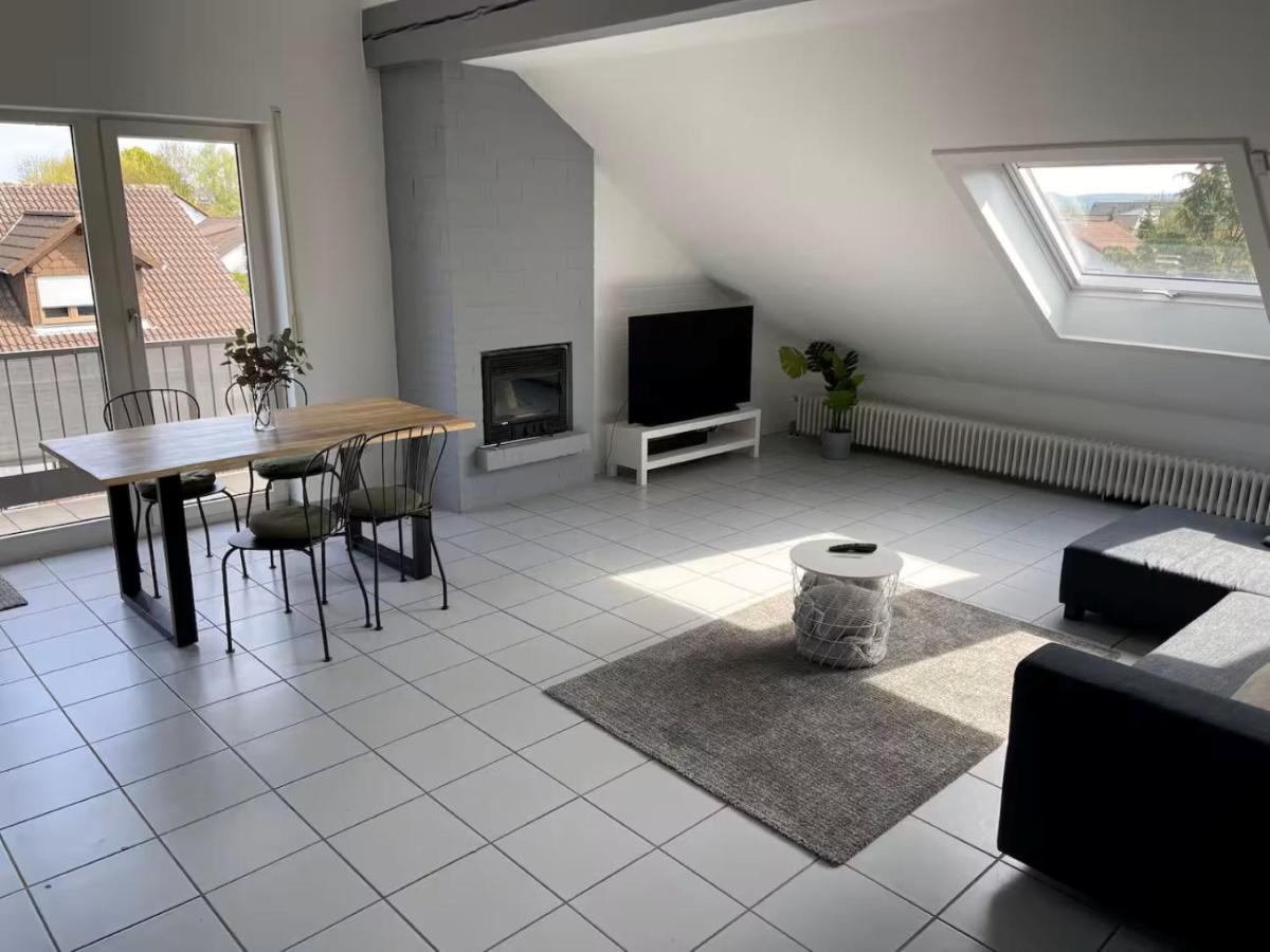 Loft mit Kaminofen - Karlsdorf - Housity