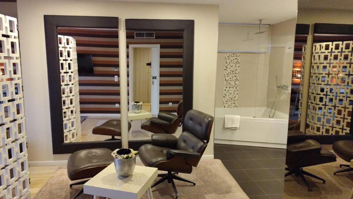 Uma área de estar em Hotel de Ilhavo Plaza & Spa