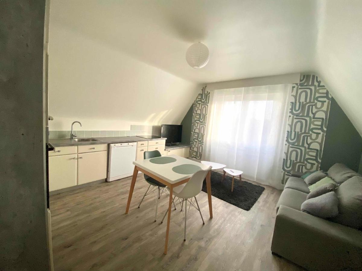 Appart 2 Chambres, Centre Ville, Parking privé clos, Local vélo - Housity