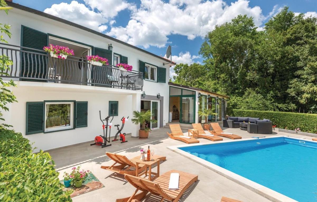 Villa Lara with sauna in Imotski - Housity
