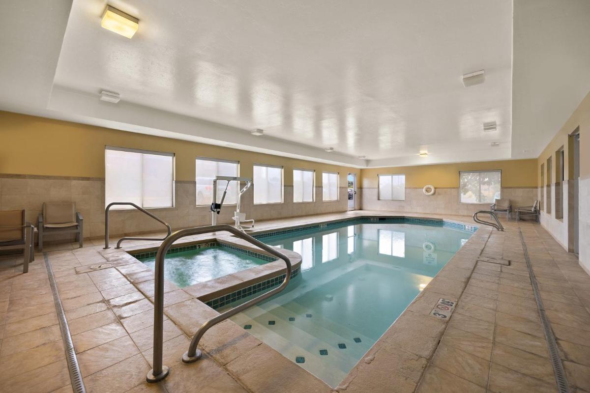 Holiday Inn Express Hotel & Suites Limon I-70/Exit 359 by IHG - Housity