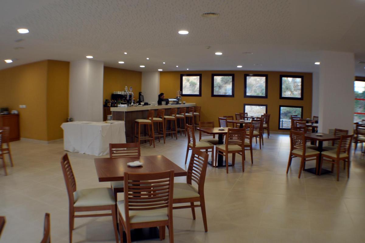Hotel Balneario de Graena - Housity