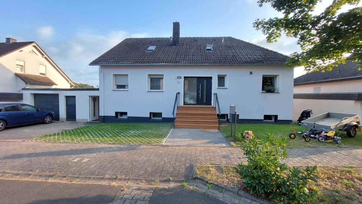 \"Im Himmel\" Ferienwohnung mit fantastischer Aussicht - Housity