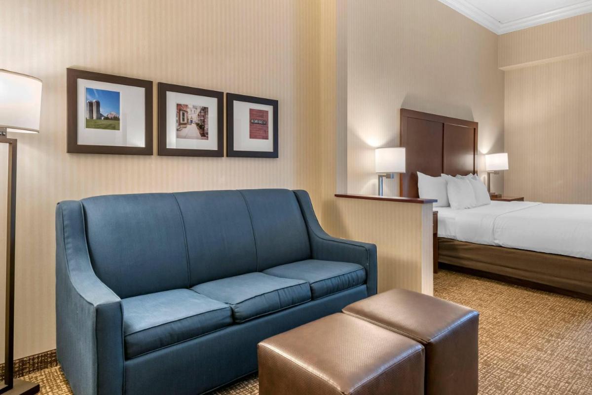 Comfort Suites Downtown Carlisle - Housity