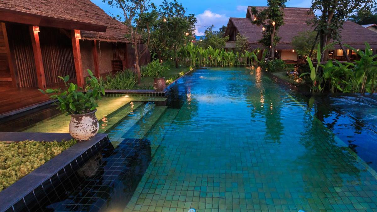 Azalea Village - Housity