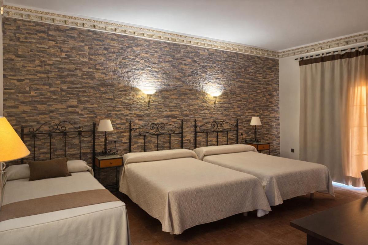 Hotel Trajano - Housity