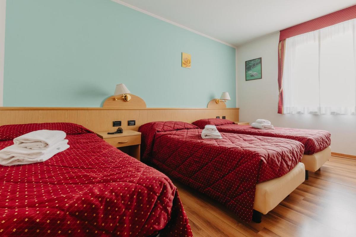 Hotel Spera - Housity