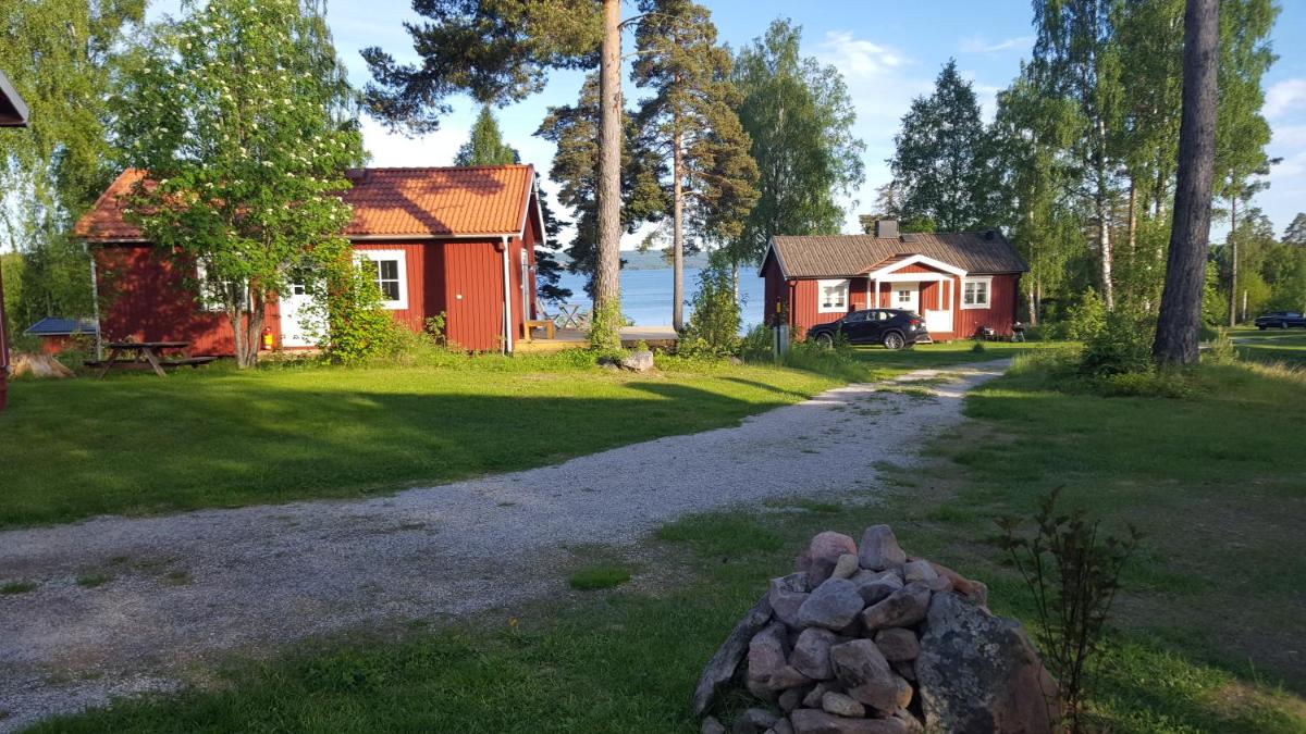 Bäcka Holiday Home - Housity
