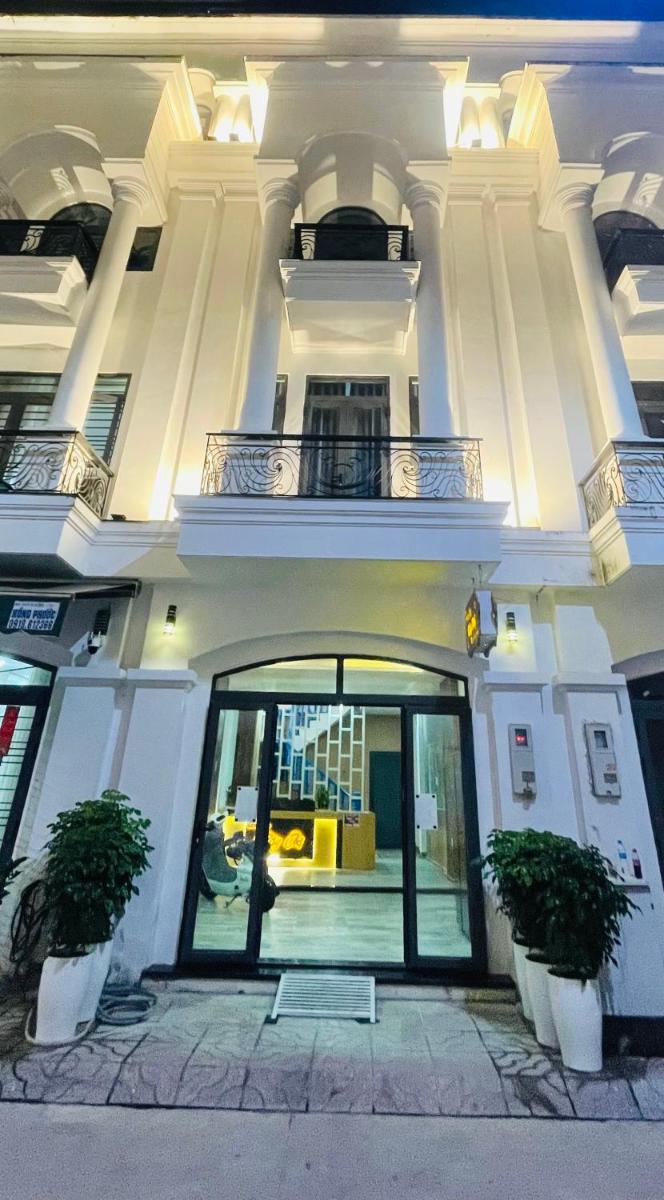 Hotel CÂY THỊ - Tây Ninh - Housity