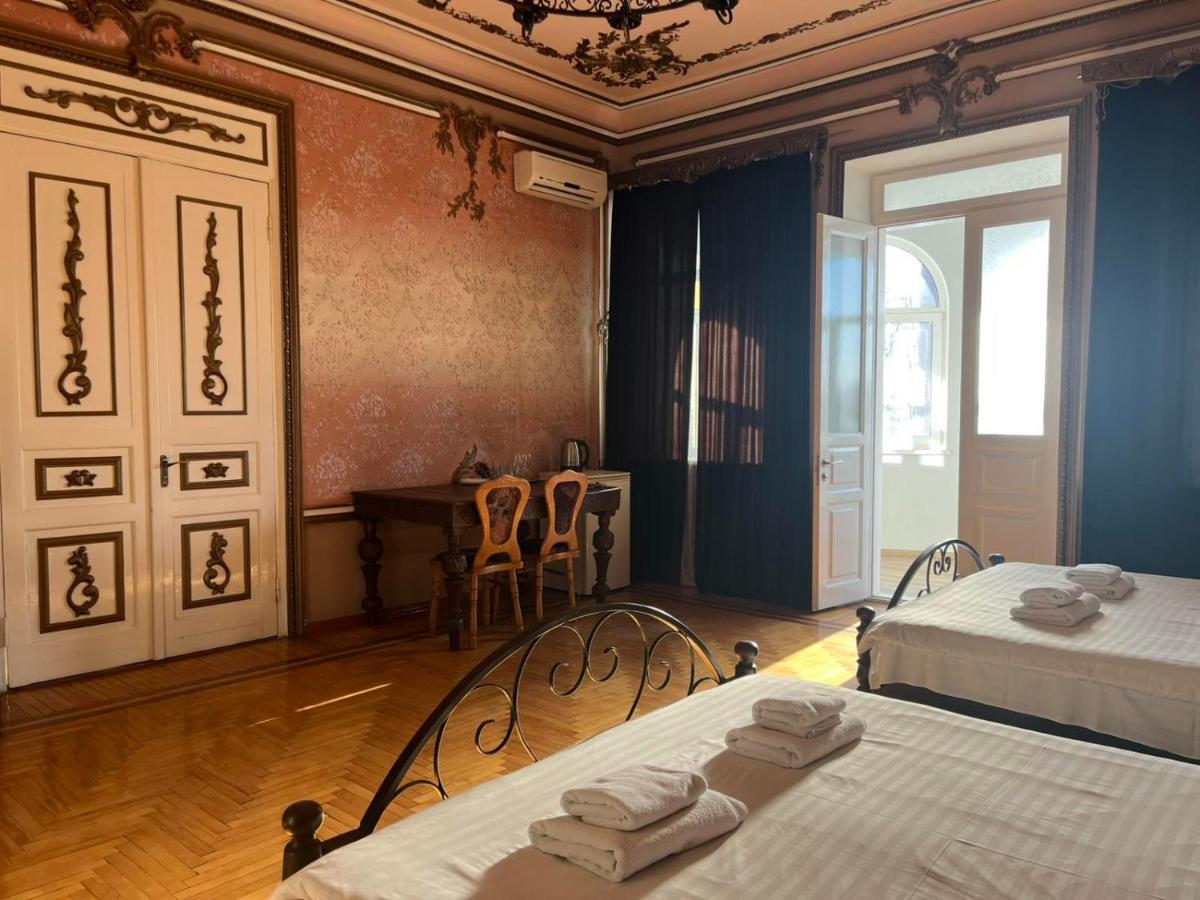 Приватна садиба Фортеця Малехів - Housity