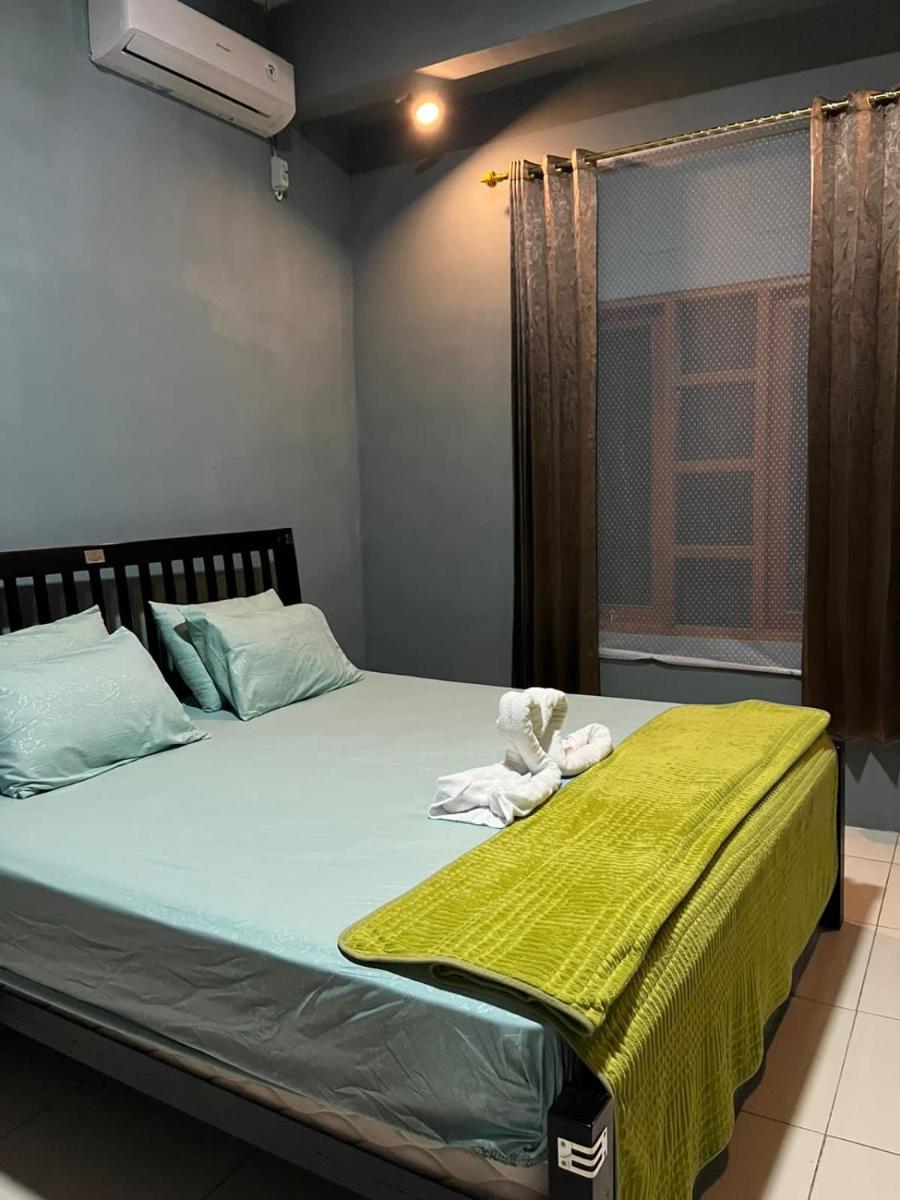 Hoja Homestay - Housity