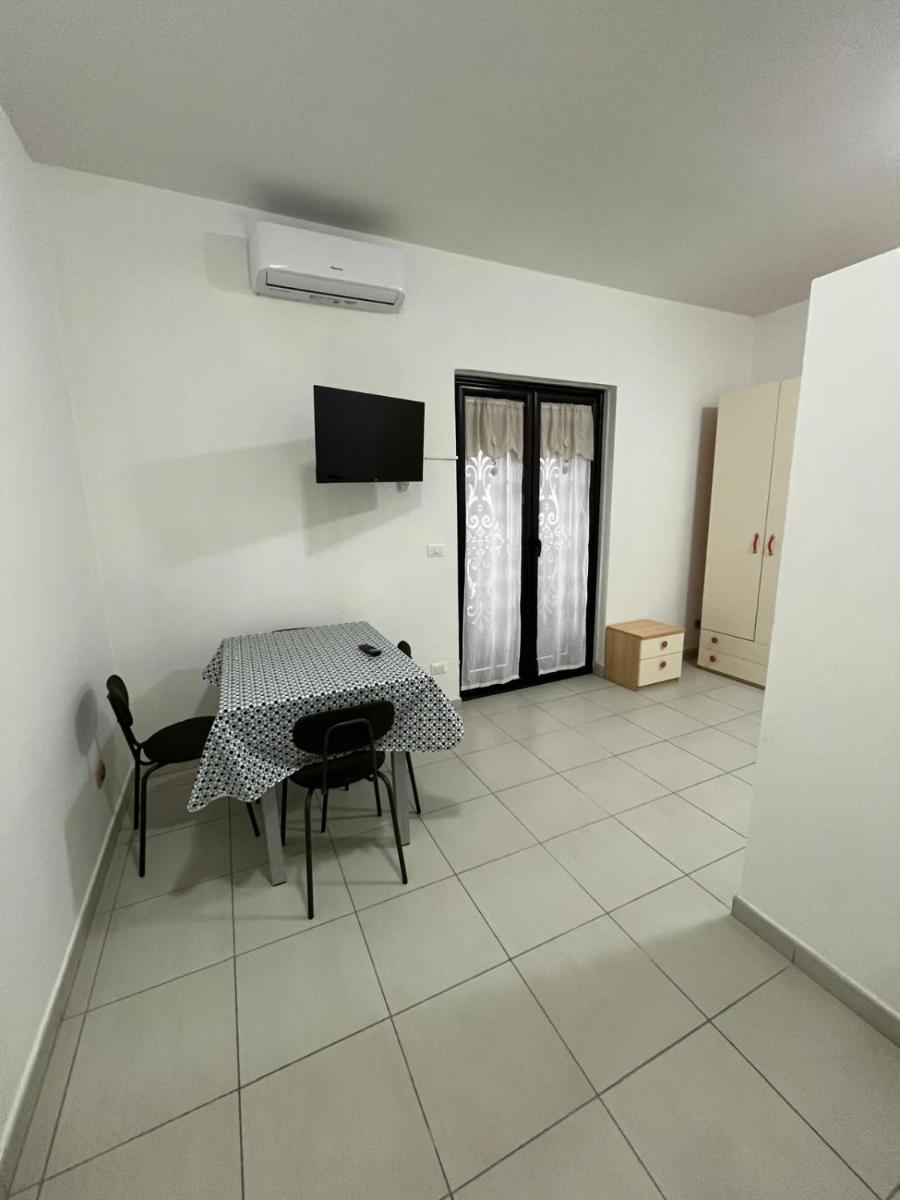 Aurora Rooms - Housity
