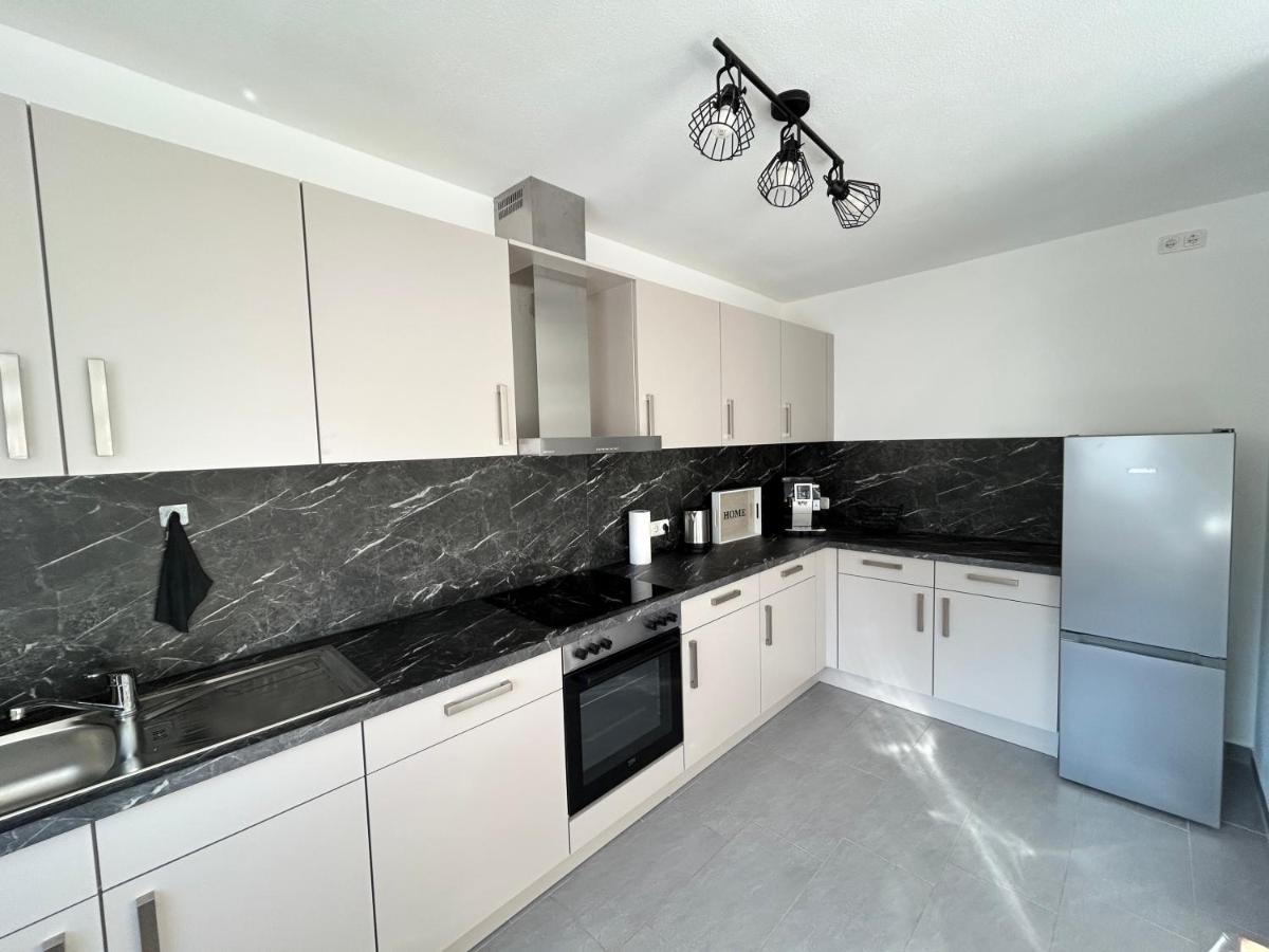 MODern Living, Frisch renoviertes Apartment im Herzen von Marktoberdorf - Housity