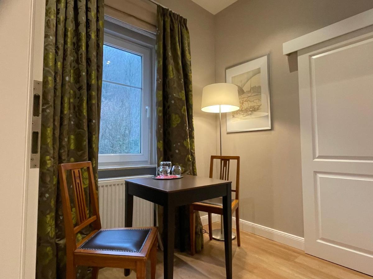 Villa Waldfrieden - Design trifft Budget - Housity