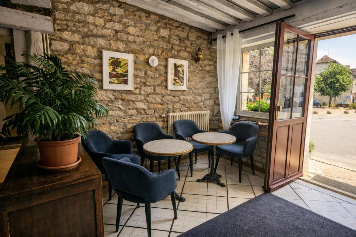 Relais de Bèze - Housity