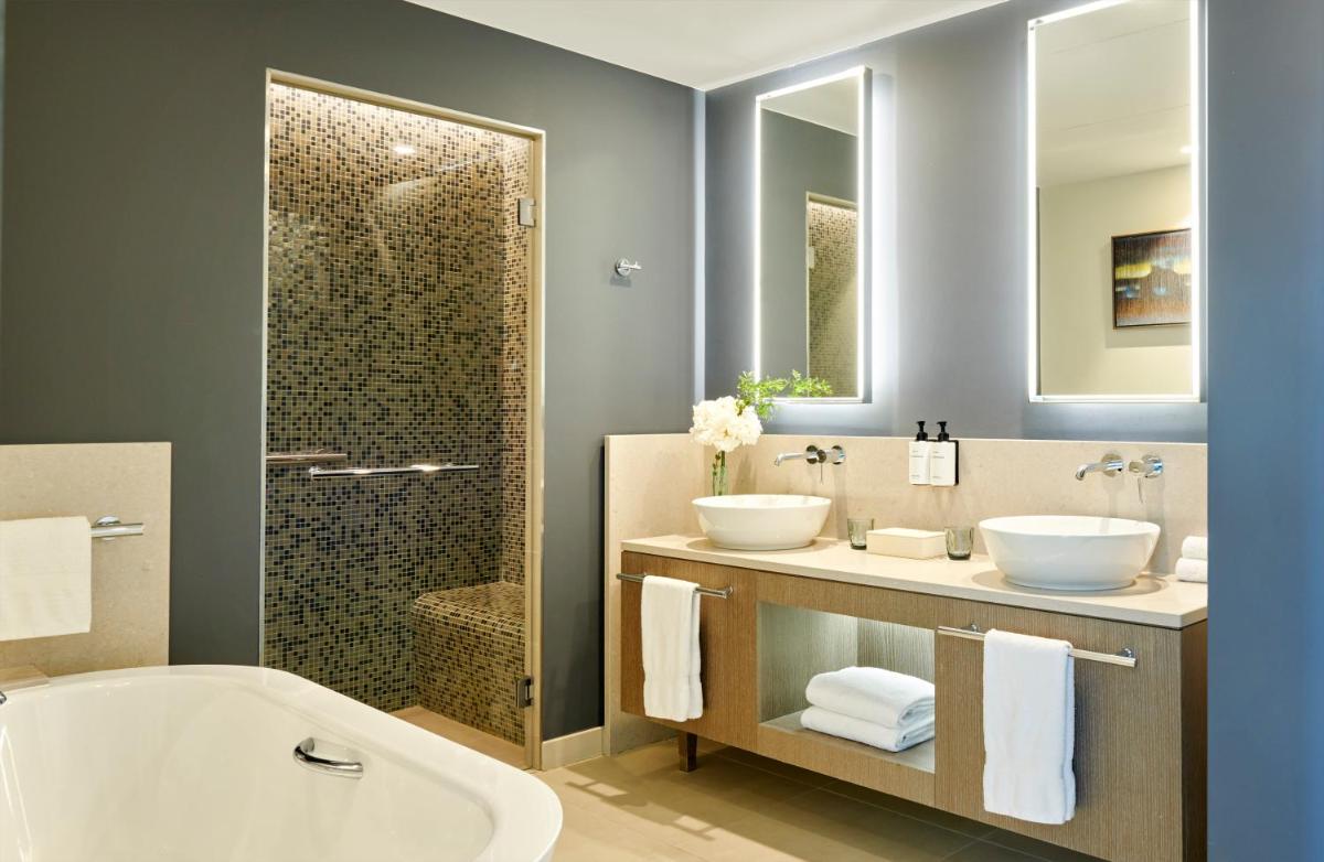 Salle de bains dans l'établissement InterContinental Lyon - Hotel Dieu by IHG