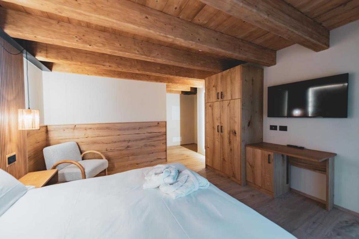 Oberwiesen Rooms, Apartments & Spa - Housity