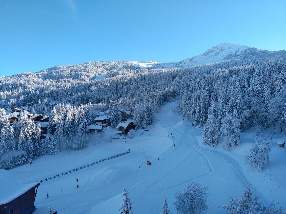 Superbe appartement en résidence skis aux pieds - Housity
