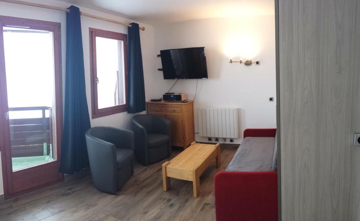 Superbe appartement en résidence skis aux pieds - Housity