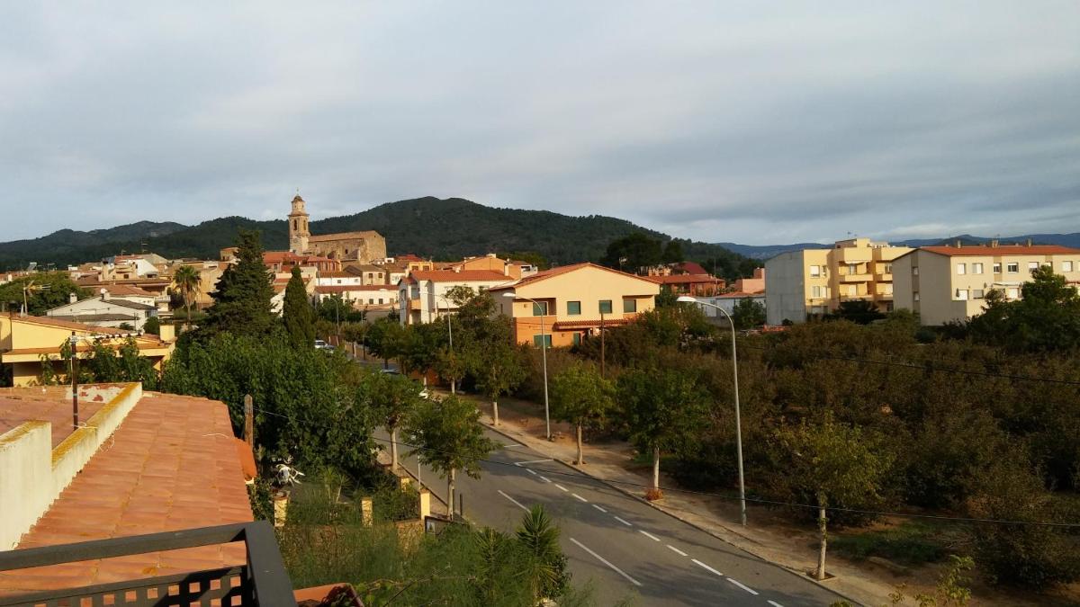 Hostal Sant Roc - Housity
