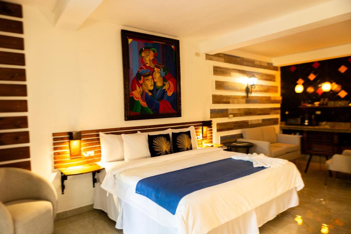Hotel Ciudad Blanca - Housity