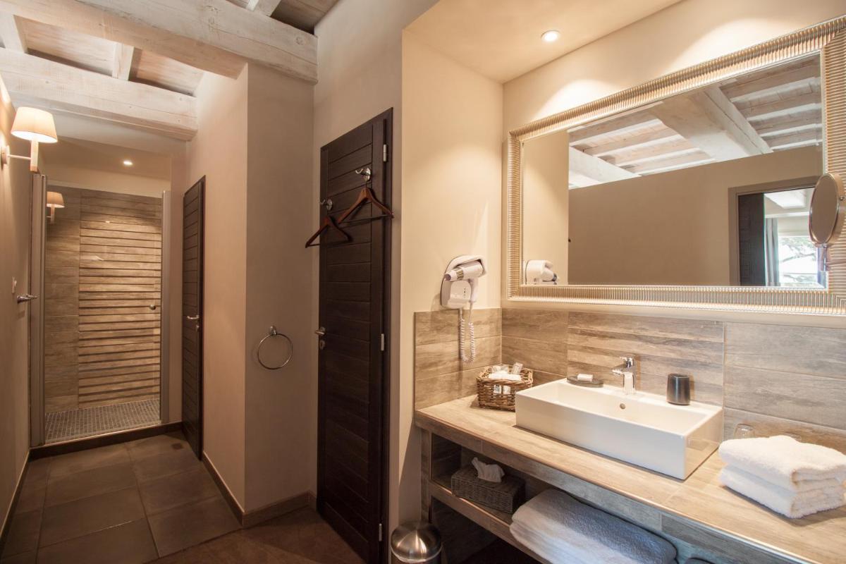 Boutique Hôtel La Villa MONTESQUIEU - Housity