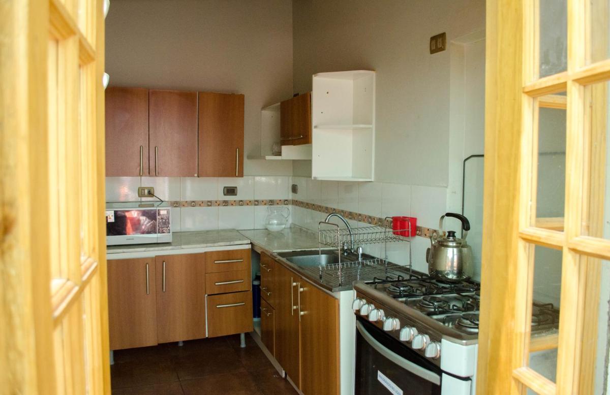 Hostal Alabalti - Housity