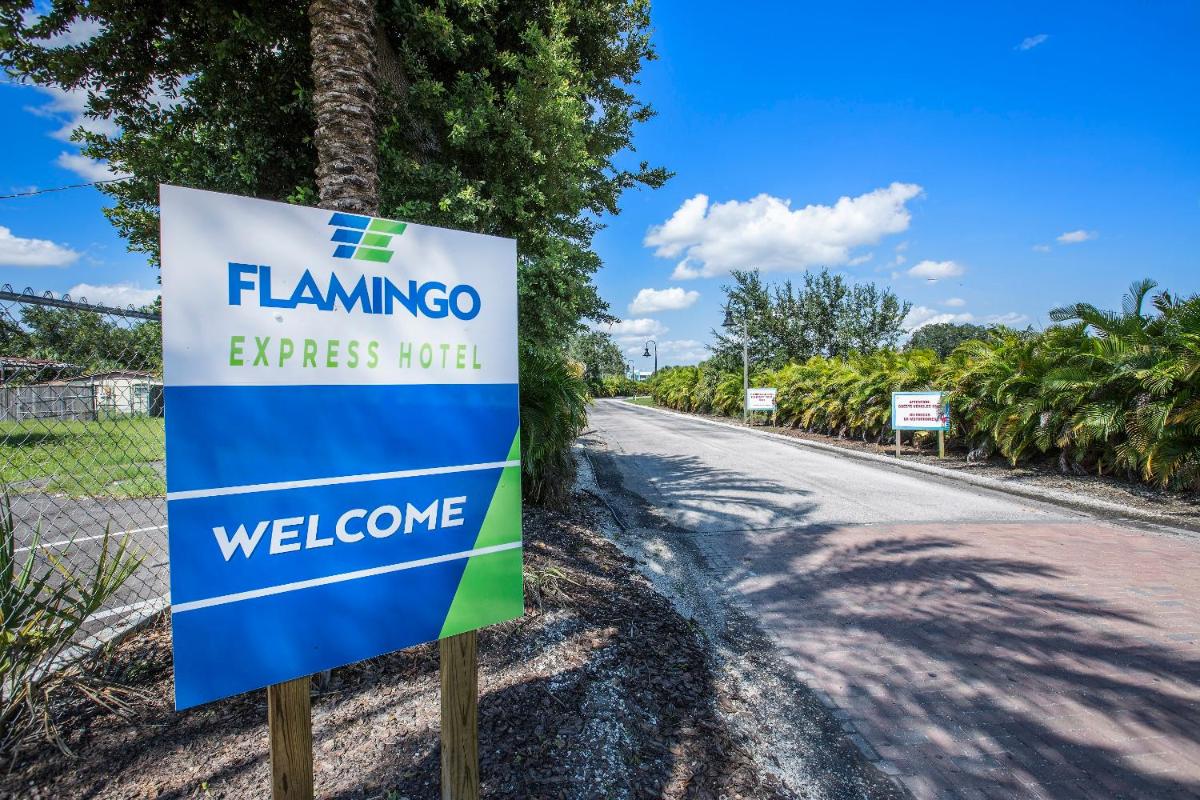Flamingo Express Hotel - Housity