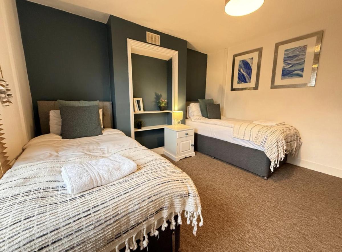 ⭐️Sleeps 4/Longstays/Garden/Parking/WiFi⭐️ - Housity