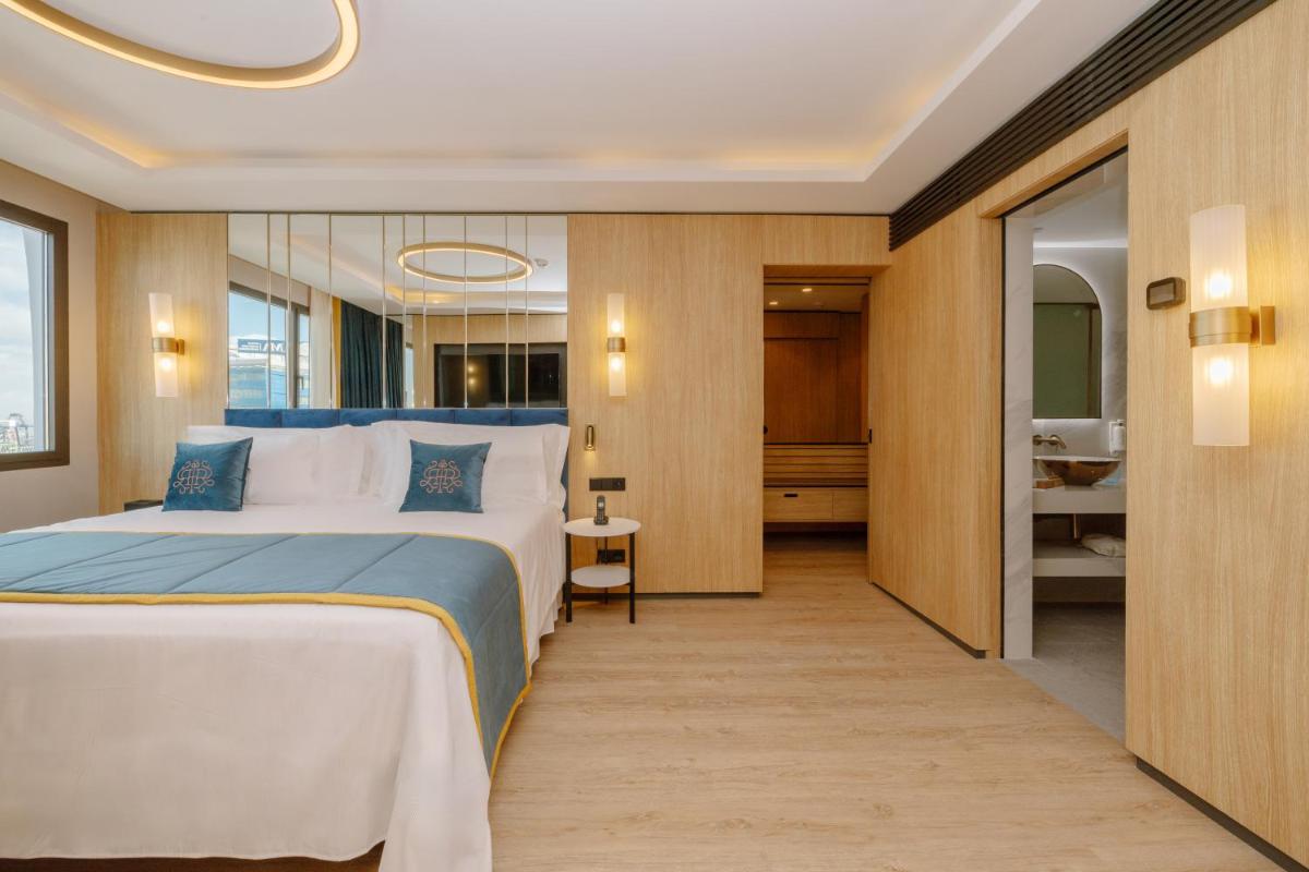 Royal Hideaway Casablanca - Hizvo