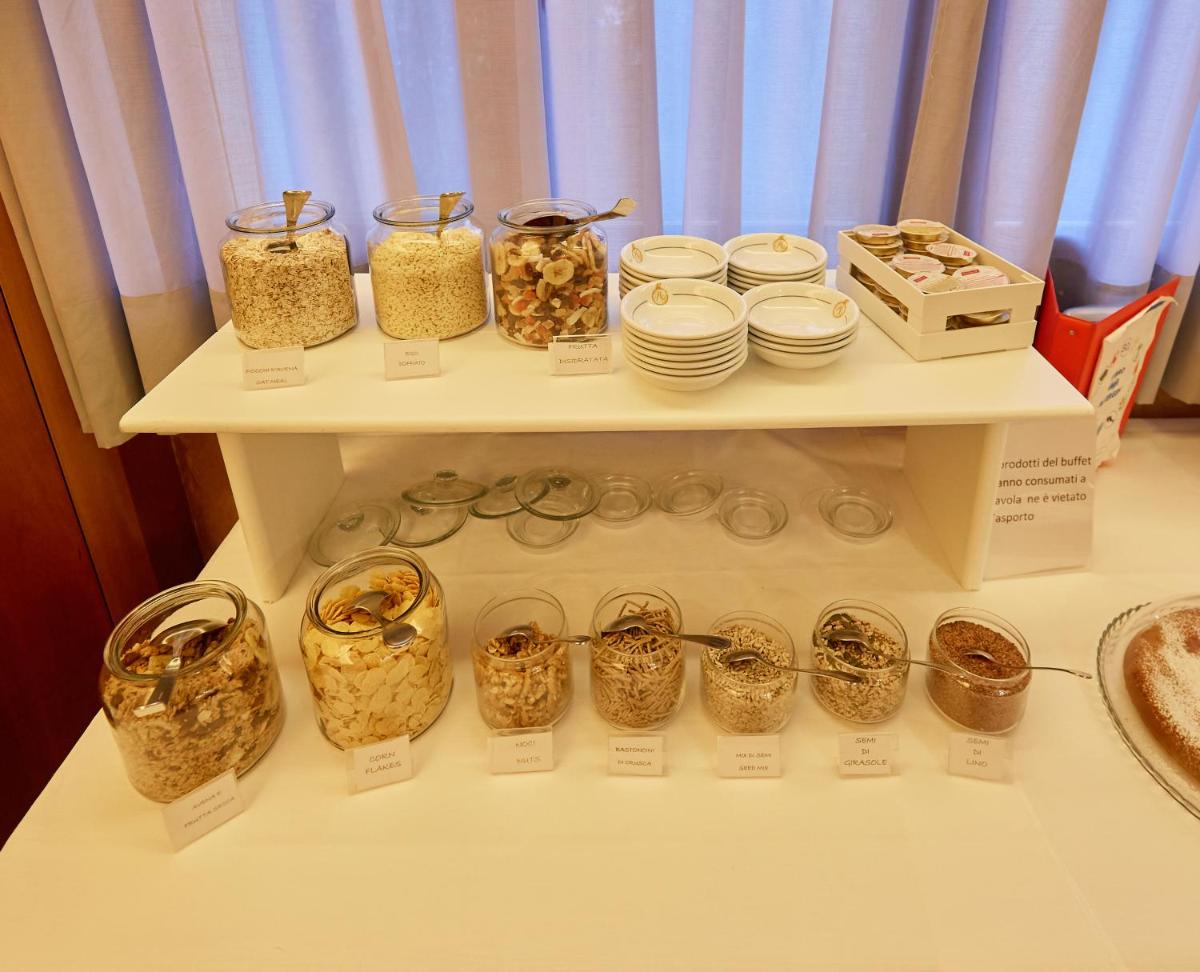 Albergo Ristorante Belvedere - Housity