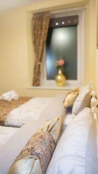 Cozy Central Apartment - Hizvo