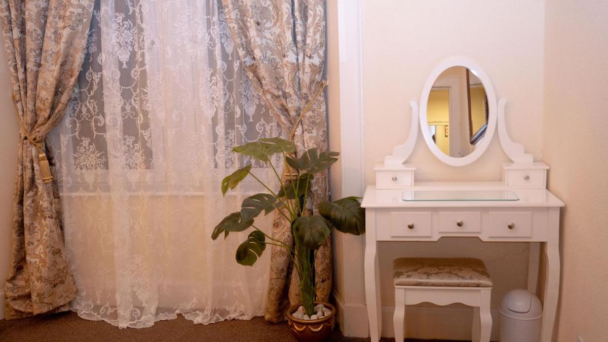 Cozy Central Apartment - Hizvo