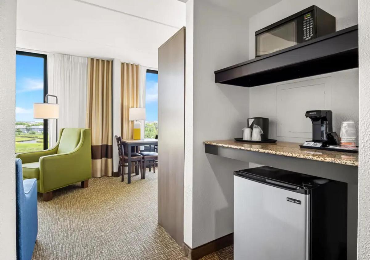 Comfort Inn Gold Coast - Housity