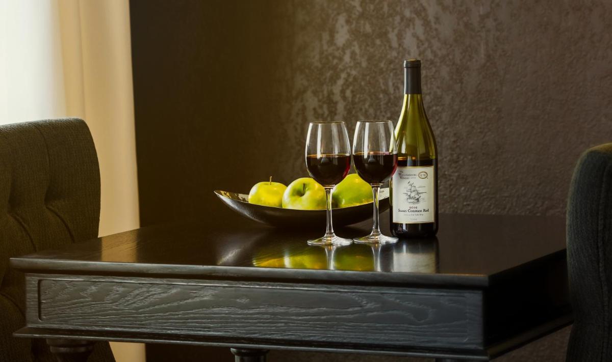 Capitol Hill Hotel - Housity