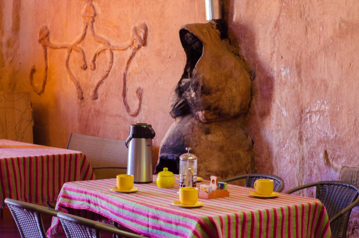 Hostal Alabalti - Housity